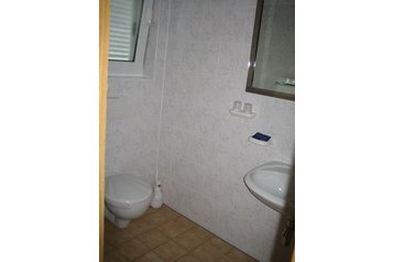 Croaţia Penzión Donji Karin, Exteriorul